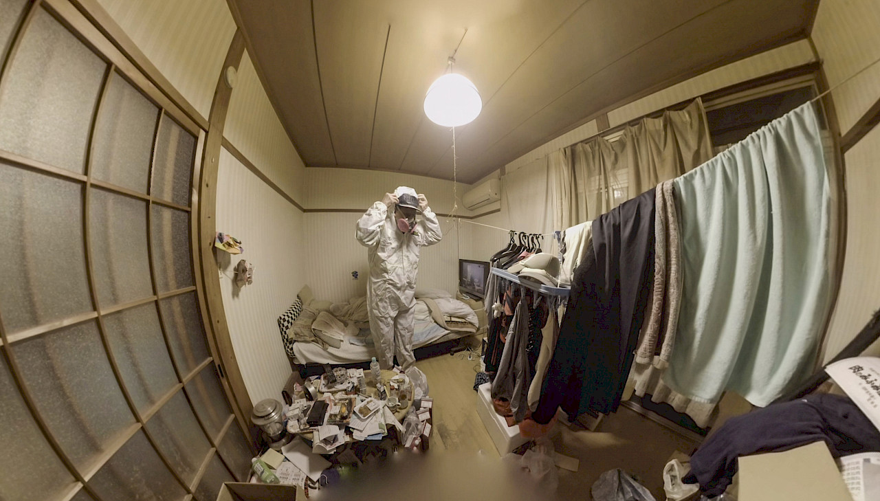 Still «After the Fallout». © Sam Wolson & Dominic Nahr.